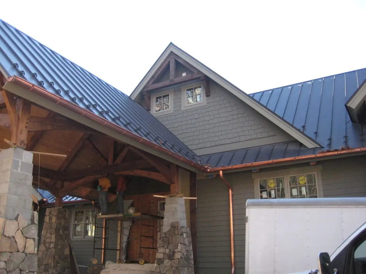 Craftsman Roofing team delivering quality roofing work in Southaven